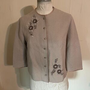Vintage 60s EMBROIDERED Collarless JACKET TOP S